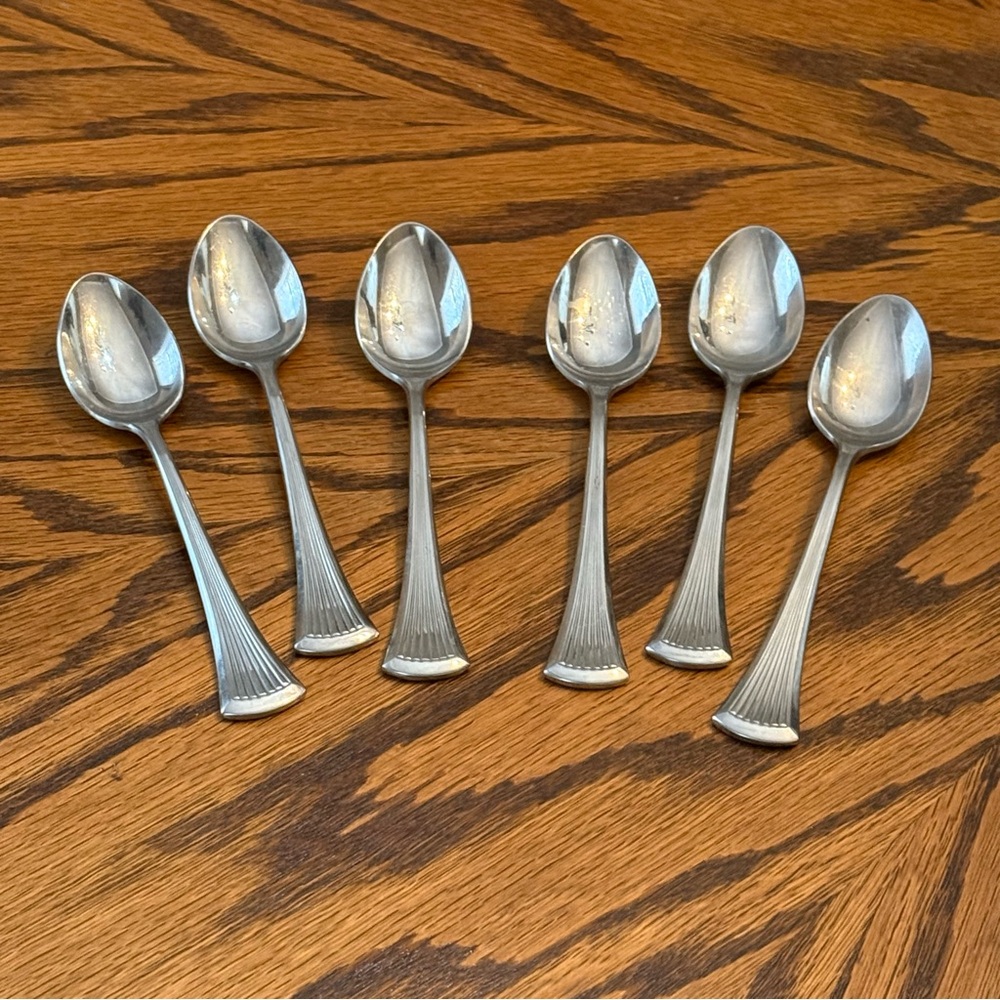International Lyon CREATION II 6 Teaspoons Stainless Flatware 6”